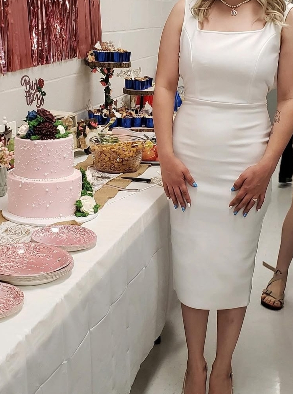 White Square Neck Midi Sheath Backless Dress